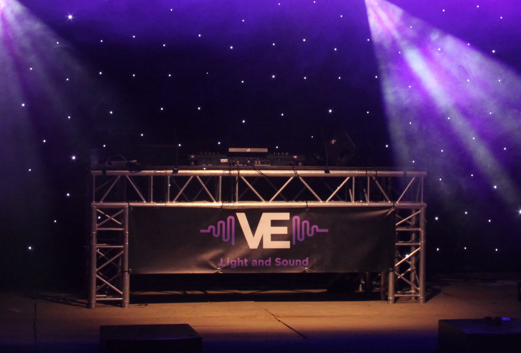 Truss DJ booth